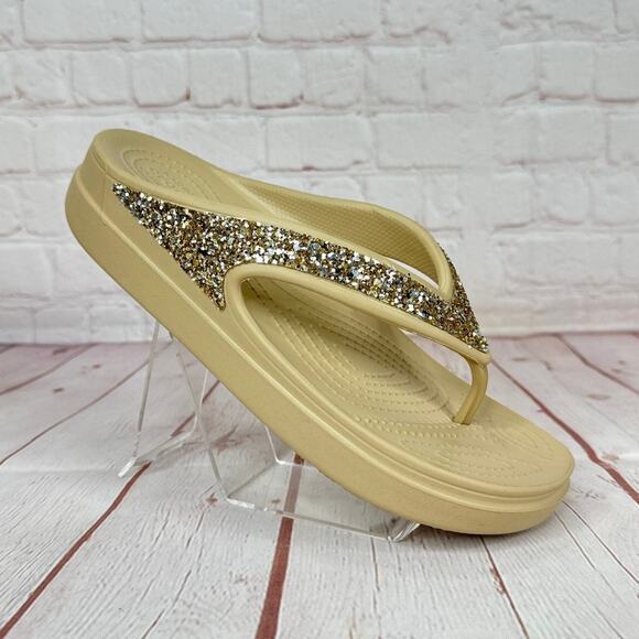 Crocs Sloane Glitter Chai/Gold Wedge Flip Flop Sandals Women’s Sz 9 (207665-2J2) - Picture 1 of 10